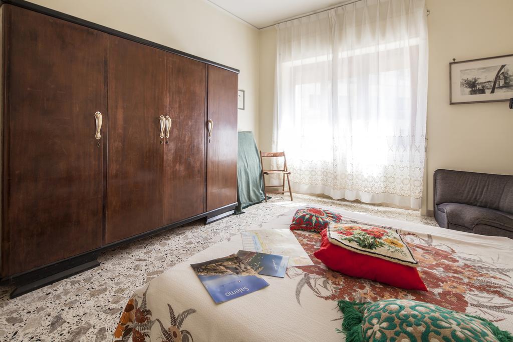 סלרנו B&B La Contessa חדר תמונה
